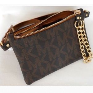 Micheal Kors Logo fanny bag